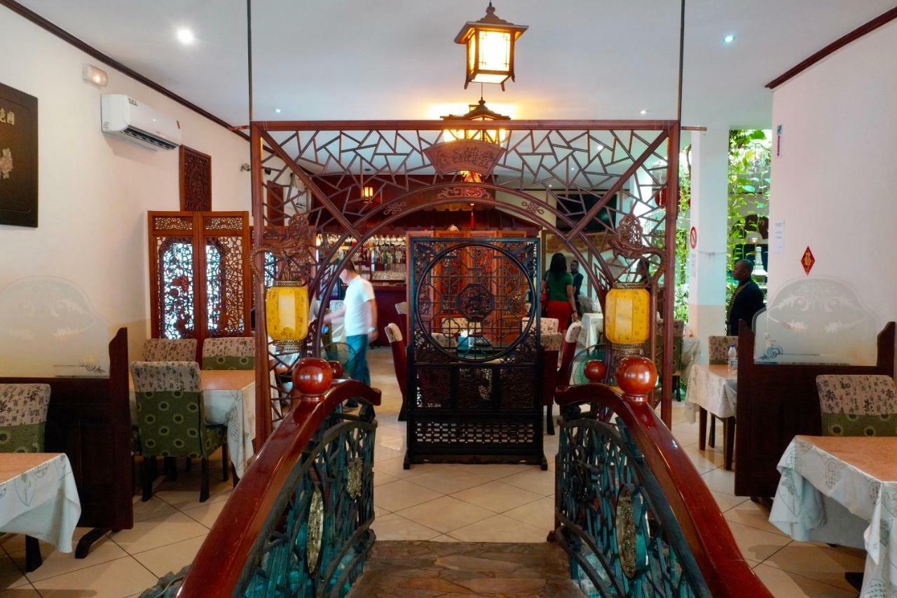 Petit Motel Beijing Abidjan Eksteriør billede