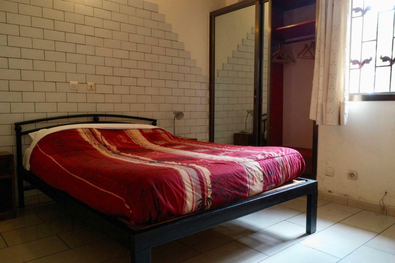 Petit Motel Beijing Abidjan Eksteriør billede